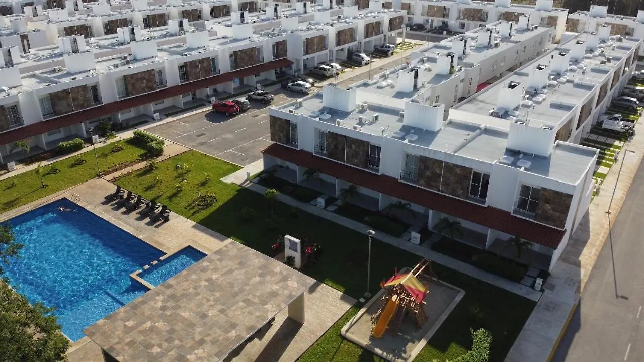 Villa Familiar En Playa Del Carmen Con Alberca
